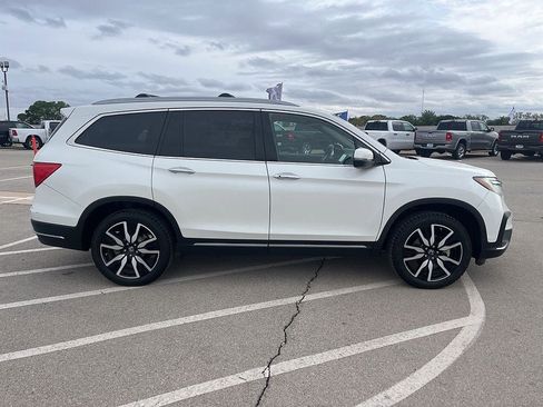 Used 2019 Honda Pilot Touring image 6