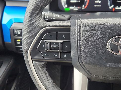 Used 2024 Toyota Tacoma TRD Sport w/ TRD Sport Upgrade Package image 22