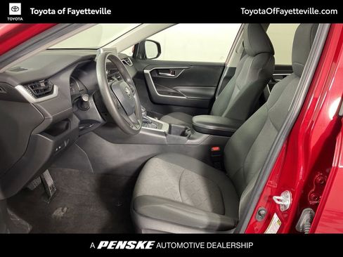 Used 2023 Toyota RAV4 XLE AWD/4WD image 22