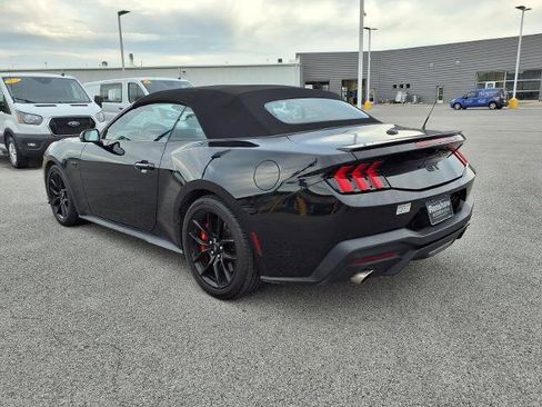 Certified 2025 Ford Mustang GT Premium RWD image 3