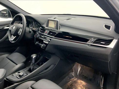 Used 2017 BMW X1 sDrive28i FWD image 10