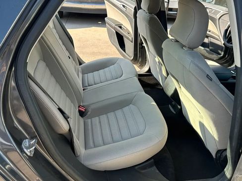 Used 2018 Ford Fusion S FWD image 10