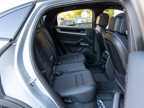 New 2026 Porsche Cayenne Coupe AWD/4WD image 48