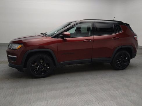 Used 2021 Jeep Compass Latitude AWD/4WD image 2