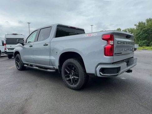 Used 2024 Chevrolet Silverado 1500 Custom w/ Turbomax Blackout Package AWD/4WD image 6