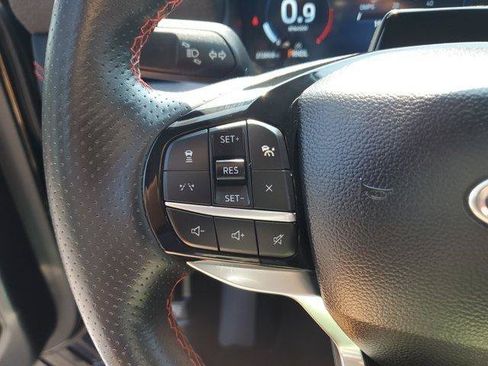 Used 2025 Ford Explorer ST-Line w/ ST-Line Street Pack AWD/4WD image 20