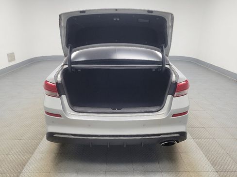 Used 2020 Kia Optima LX image 29