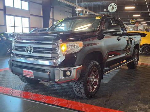 Used 2014 Toyota Tundra SR5 RWD image 3