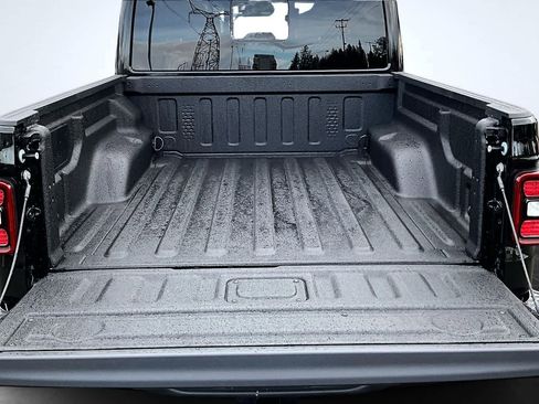 New 2026 Jeep Gladiator Rubicon AWD/4WD image 19