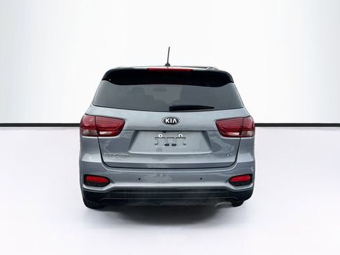 Used 2020 Kia Sorento S image 6