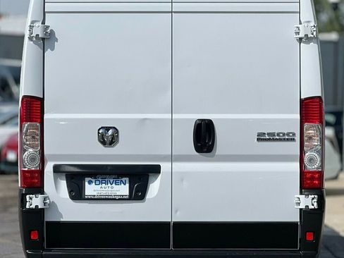 Used 2023 RAM ProMaster 2500 image 28