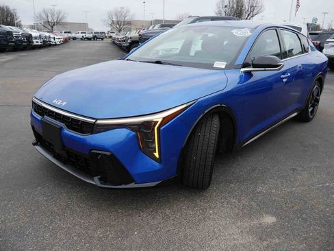 Used 2025 Kia K4 GT-Line image 4