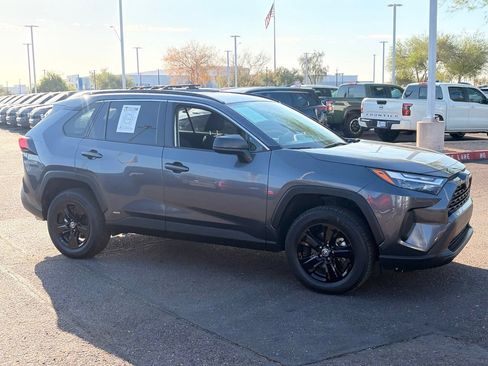 Used 2023 Toyota RAV4 LE AWD/4WD image 32