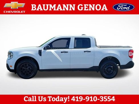 Used 2025 Ford Maverick XL FWD image 2