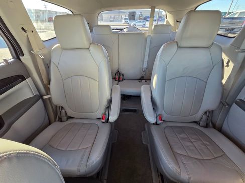 Used 2017 Buick Enclave Leather w/ Enclave Sport Touring Edition image 22