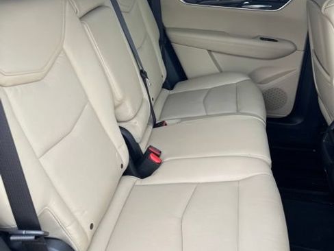 Used 2017 Cadillac XT5 FWD image 13