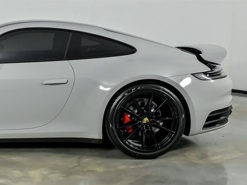 Used 2024 Porsche 911 Carrera T RWD image 8