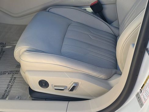 Used 2023 Audi A7 Prestige image 12