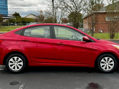 Used 2015 Hyundai Accent GLS image 4