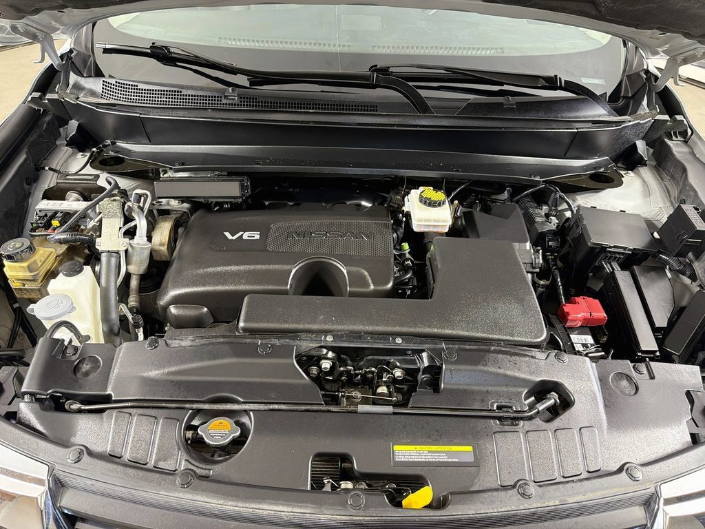Used 2018 Nissan Pathfinder SL FWD image 27