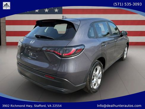 Used 2023 Honda HR-V LX image 4