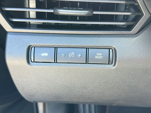 Certified 2024 Nissan Altima 2.5 SR AWD/4WD image 15