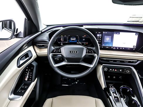 New 2025 Audi Q5 Premium Plus image 4