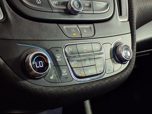 Used 2024 Chevrolet Malibu LT FWD image 20