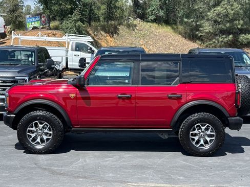 Certified 2025 Ford Bronco Badlands AWD/4WD image 7