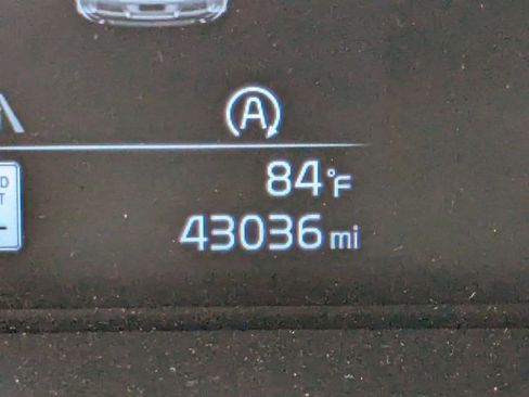 Used 2023 Kia Soul LX w/ LX Technology Package image 31