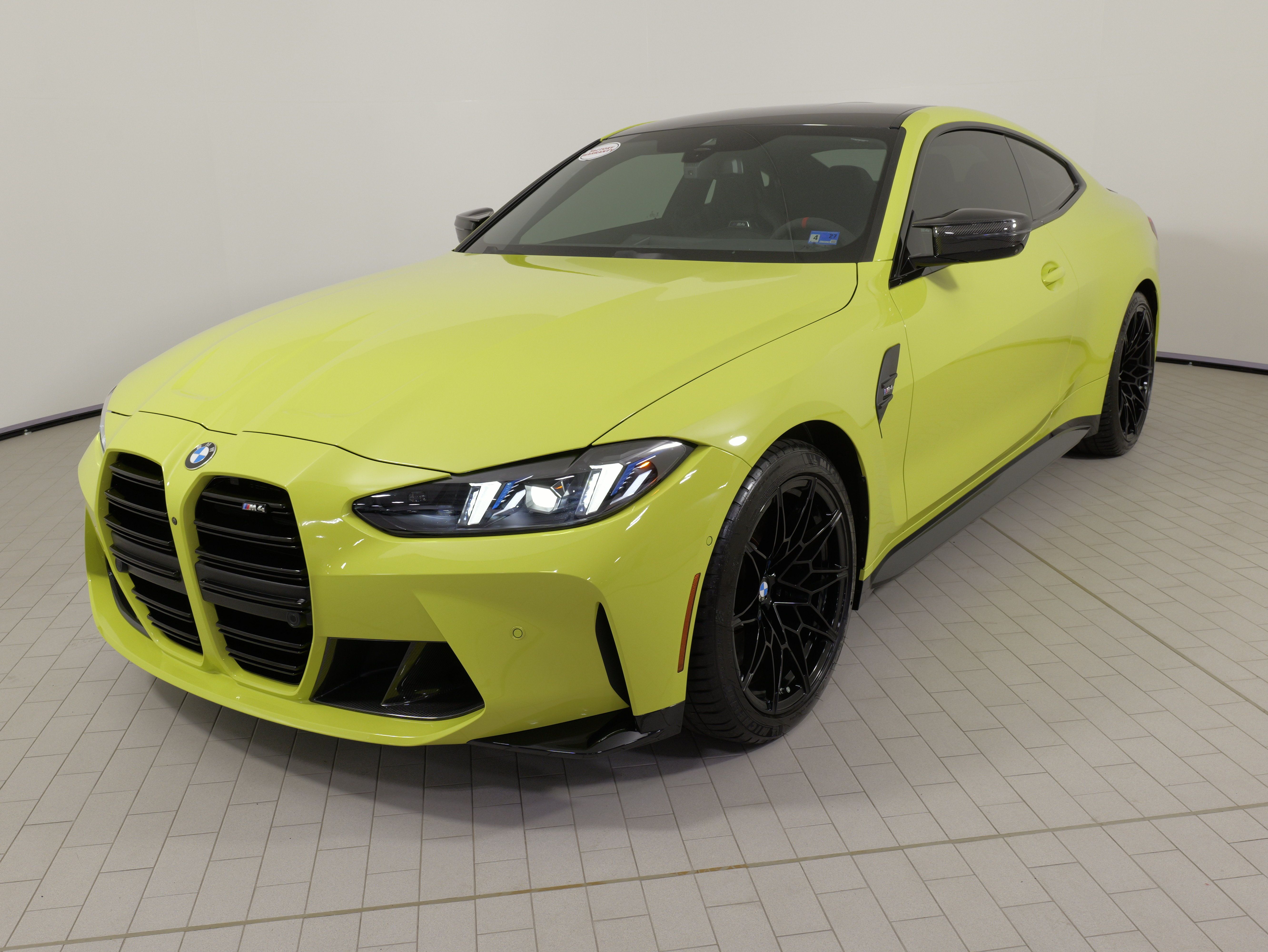 Used 2025 BMW M4 Coupe w/ M Carbon Exterior Package RWD image 4