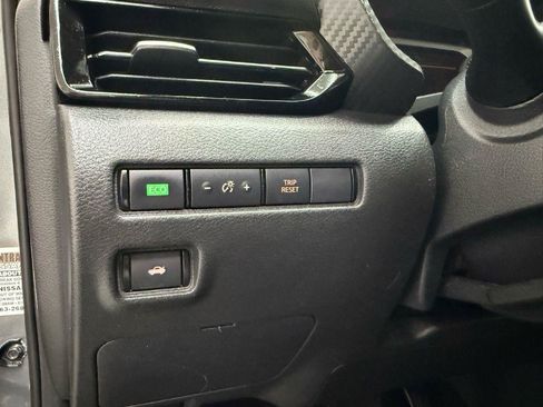 Used 2020 Nissan Sentra SR w/ Trunk Package FWD image 20
