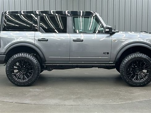 Used 2024 Ford Bronco Wildtrak image 6