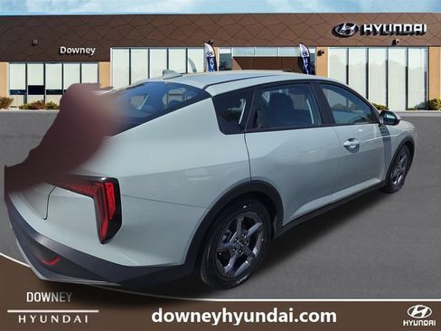 Used 2025 Kia K4 FWD image 5