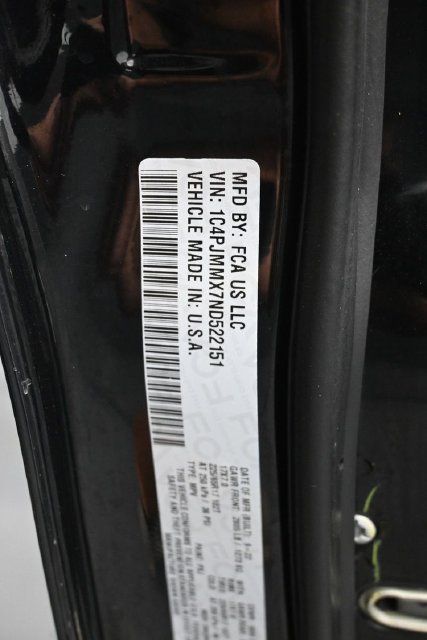 Used 2022 Jeep Cherokee Latitude Lux w/ Sun & Sound Group AWD/4WD image 19