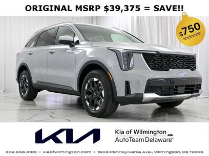 New 2025 Kia Sorento S