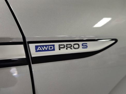 Certified 2023 Volkswagen ID.4 Pro S image 4