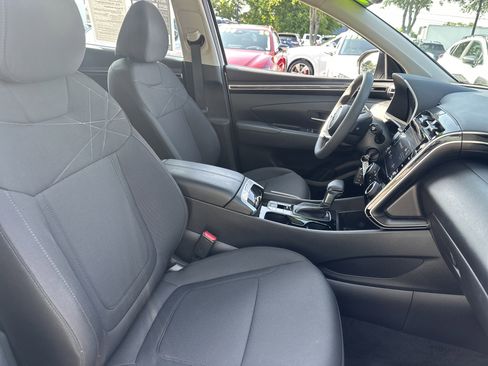Used 2024 Hyundai Tucson SE FWD image 13