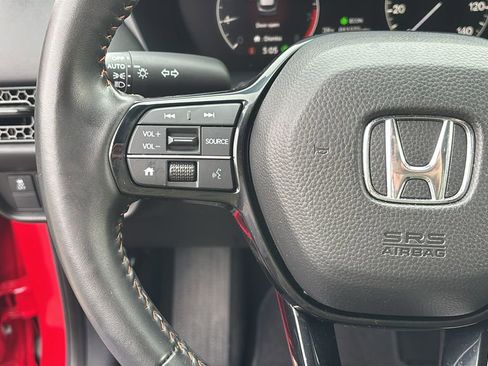 Used 2025 Honda HR-V Sport image 17