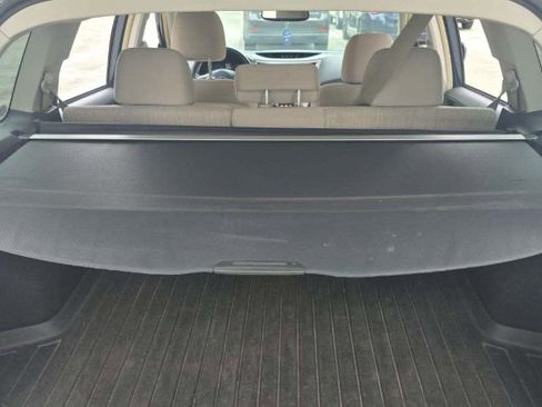 Used 2014 Subaru Outback 2.5i Premium image 14