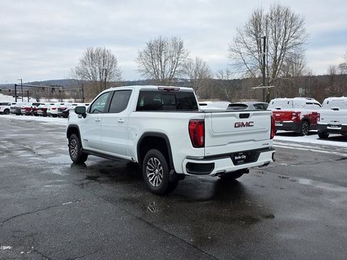 Used 2022 GMC Sierra 1500 AT4 w/ AT4 Premium Package image 6