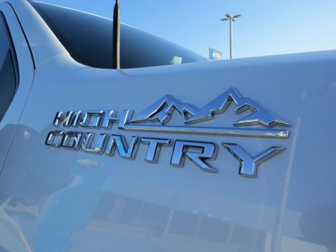 New 2026 Chevrolet Silverado 2500 High Country w/ Technology Package AWD/4WD image 10