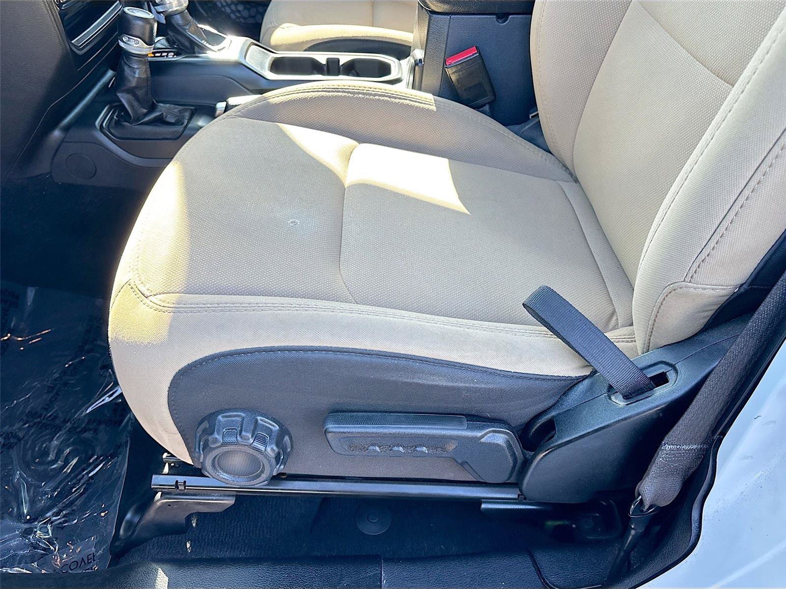 Used 2023 Jeep Wrangler Unlimited Sport AWD/4WD image 18