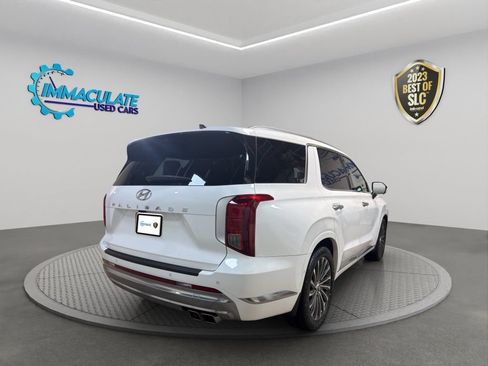 Used 2023 Hyundai Palisade Calligraphy w/ Cargo Package FWD image 5