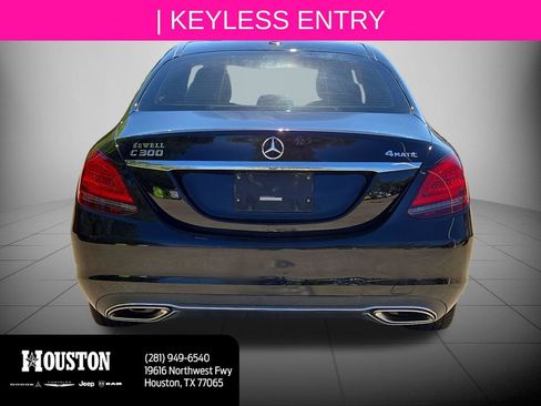 Used 2021 Mercedes-Benz C 300 4MATIC Sedan image 4