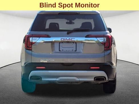 Used 2023 GMC Acadia SLT image 6