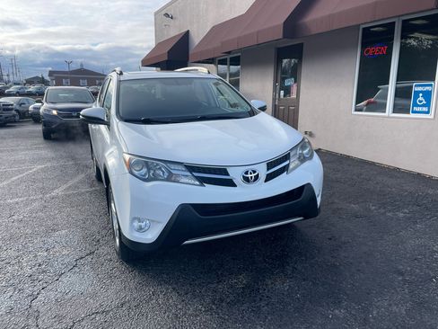 Used 2014 Toyota RAV4 XLE image 2