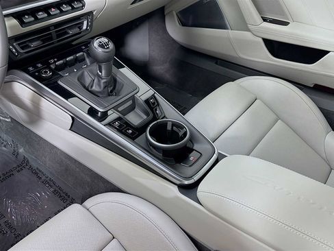 Certified 2024 Porsche 911 Carrera 4S image 21