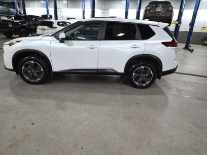 Used 2024 Nissan Rogue SV