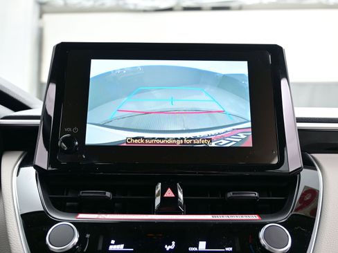 Used 2026 Toyota Corolla Cross L image 17